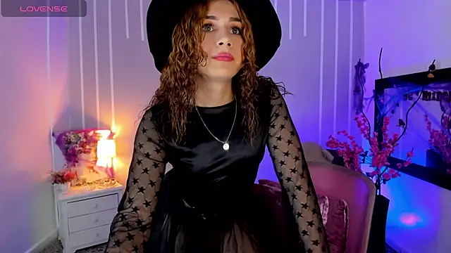 Snapshot of Andy_Gamboa chatting on October 31, 1:30 pm Andy Gamboa online show from October 31, 1:30 pm