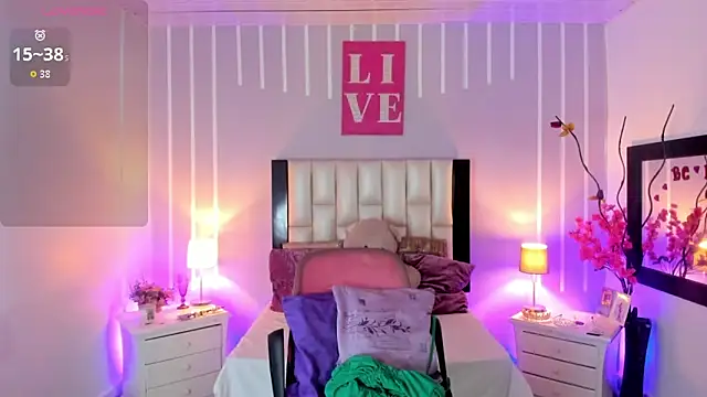 Snapshot of Andy_Gamboa chatting on December 16, 1:15 pm Andy Gamboa online show from December 16, 1:15 pm