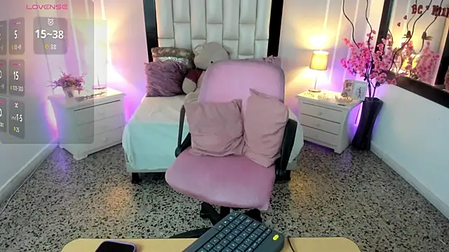 Andy Gamboa online show from March 26, 12:58 pm