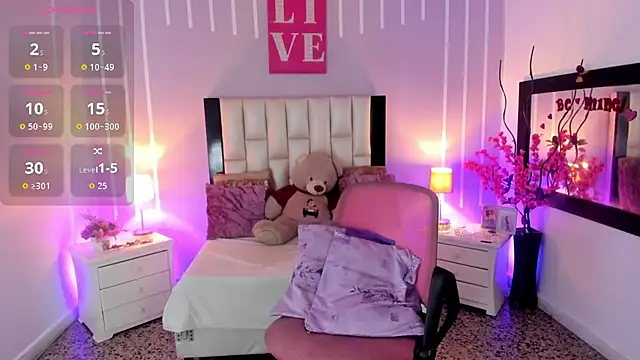 Snapshot of Andy_Gamboa chatting on November 24, 1:00 pm Andy Gamboa online show from November 24, 1:00 pm