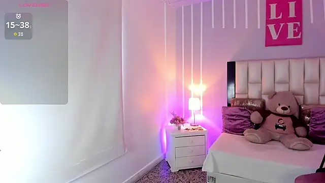 Snapshot of Andy_Gamboa chatting on November 21, 1:10 pm Andy Gamboa online show from November 21, 1:10 pm