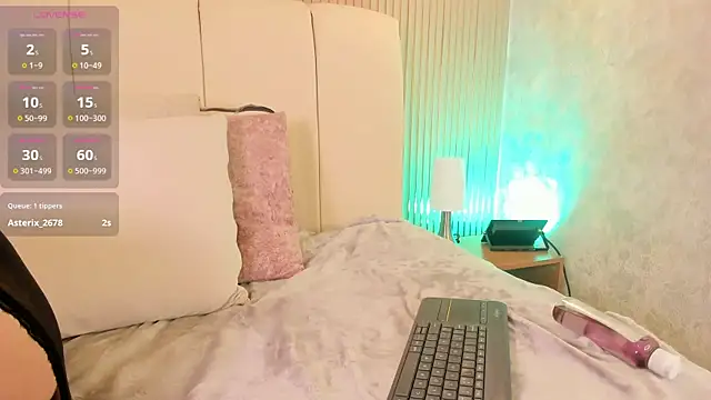 marie miller  online show from May 14, 1:13 am
