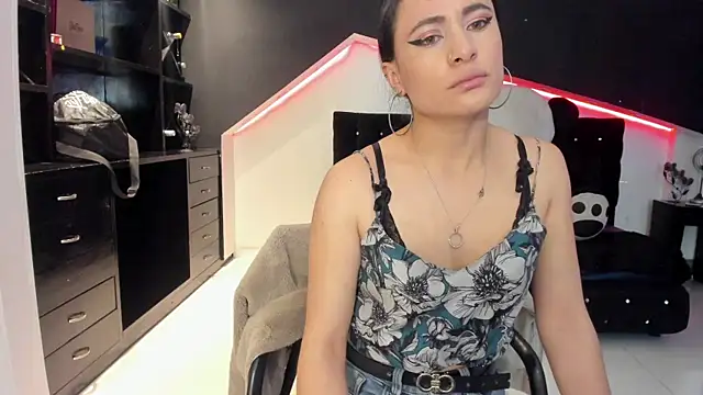 Coral Gibson online show from September 11, 12:38 pm