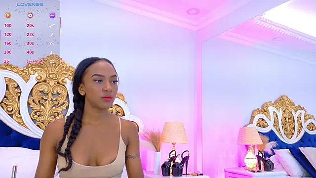 Snapshot of AshleyFerri chatting on November 13, 11:03 am AshleyFerri online show from November 13, 11:03 am