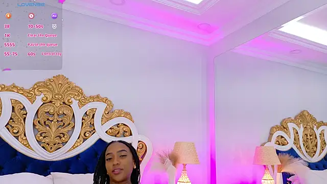 Snapshot of AshleyFerri chatting on October 25, 11:09 am AshleyFerri online show from October 25, 11:09 am