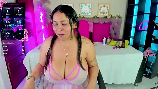  Pamela ebony online show from May 14, 1:02 am