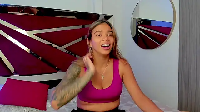 GiaFu online show from April 13, 4:00 pm