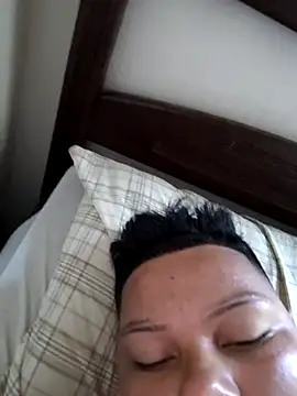 putoso031 online show from March 4, 10:46 am