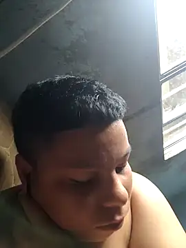 putoso031 online show from January 3, 1:57 pm