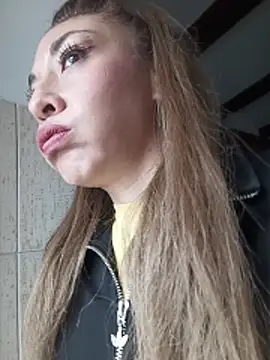 KarolinaReaper online show from March 9, 12:30 pm