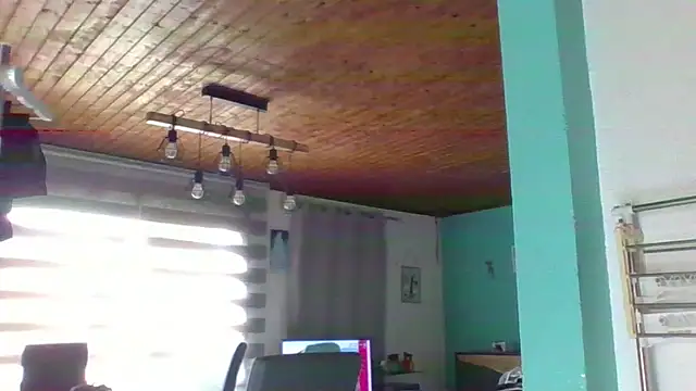 Snapshot of Sandcoq chatting on October 3, 9:11 am Sandcoq online show from October 3, 9:11 am