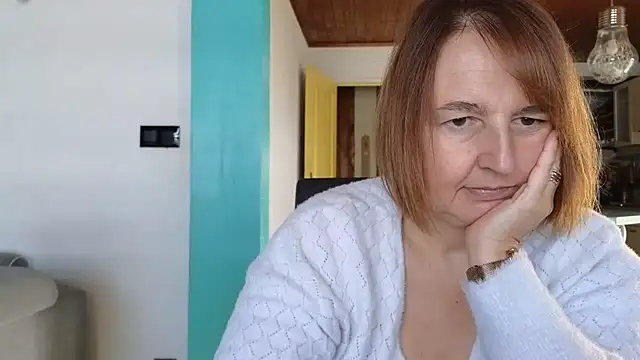 Snapshot of Sandcoq chatting on December 1, 12:50 pm Sandcoq online show from December 1, 12:50 pm