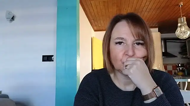 Snapshot of Sandcoq chatting on December 4, 9:08 am Sandcoq online show from December 4, 9:08 am