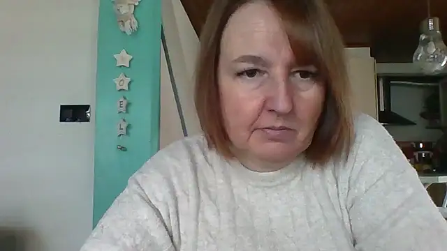 Snapshot of Sandcoq chatting on December 16, 9:24 am Sandcoq online show from December 16, 9:24 am