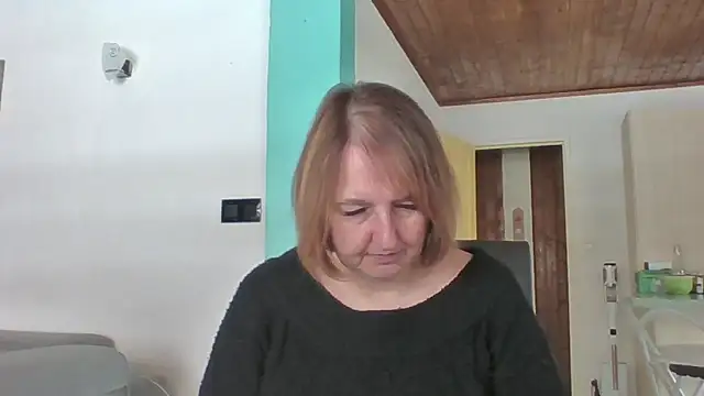 Sandcoq online show from March 31, 9:11 am