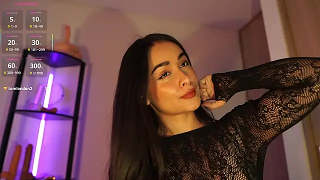 abigail adamss online show from April 13, 10:36 pm