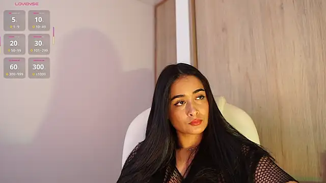 abigail adamss online show from April 19, 1:34 pm