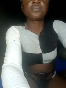 Snapshot of Crazybitchtheanalgoddess4 chatting on January 17, 12:31 am Crazybitchtheanalgoddess4 online show from January 17, 12:31 am