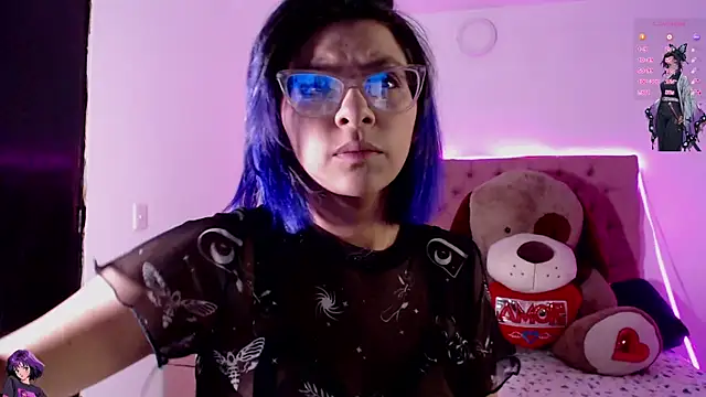 Snapshot of SMIILING_PRINCESS chatting on December 12, 7:19 am SMIILING PRINCESS online show from December 12, 7:19 am