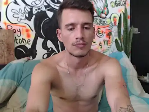 roystonee01 online show from September 14, 2:28 pm