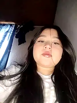 Snapshot of sharyl_24 chatting on March 14, 9:43 pm sharyl 24 online show from March 14, 9:43 pm