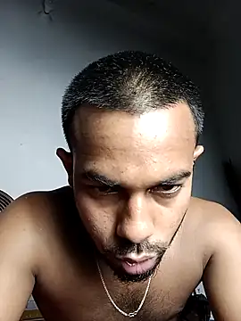 Snapshot of arafat_mia chatting on March 13, 8:43 pm arafat mia online show from March 13, 8:43 pm