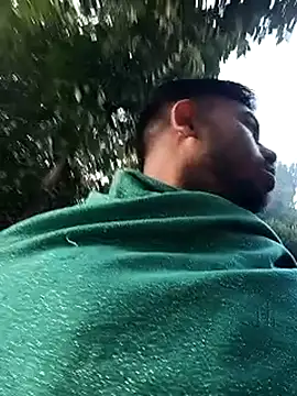 Snapshot of arafat_mia chatting on December 4, 1:15 am arafat mia online show from December 4, 1:15 am