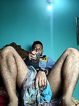 Snapshot of arafat_mia chatting on December 1, 12:00 am arafat mia online show from December 1, 12:00 am