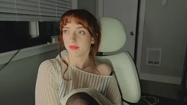 foxxyyyred online show from January 12, 7:04 am