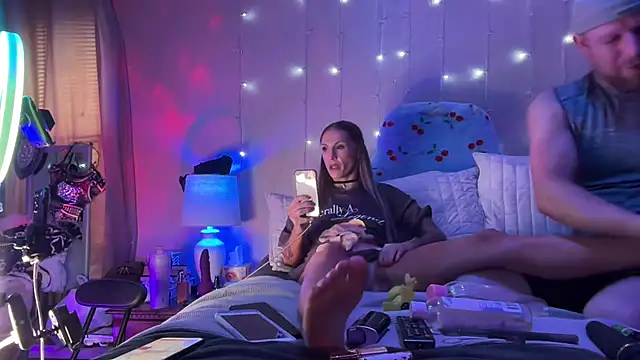 Dani Dragon69 online show from December 18, 4:55 pm