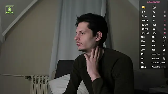 Snapshot of Piero_NightDay chatting on December 28, 6:17 am Piero NightDay online show from December 28, 6:17 am