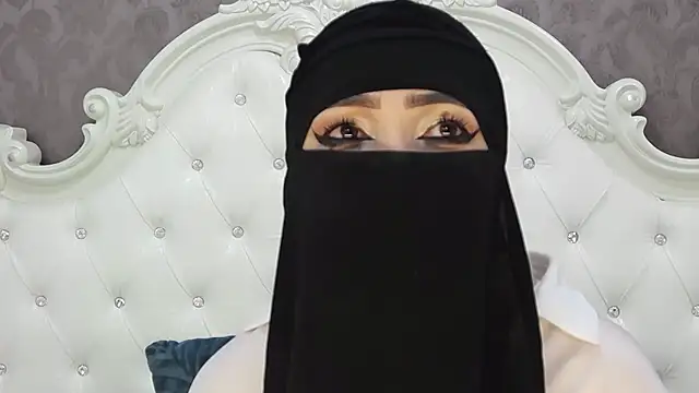 Snapshot of Hajar_Kar chatting on June 27, 5:24 am Hajar Kar online show from June 27, 5:24 am