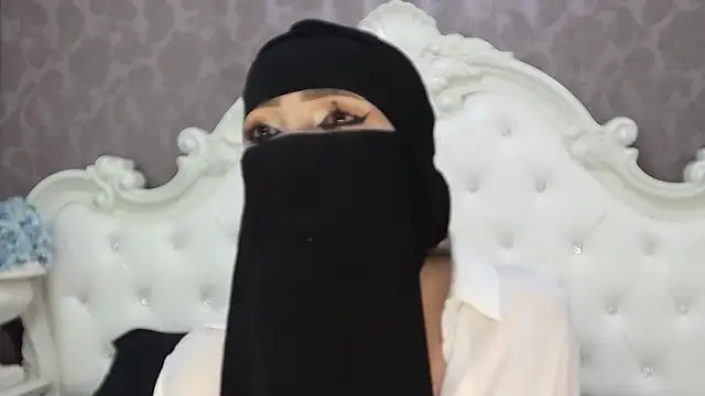 Snapshot of Hajar_Kar chatting on July 11, 6:03 am Hajar Kar online show from July 11, 6:03 am
