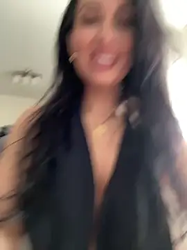 melissablack online show from April 7, 7:10 am