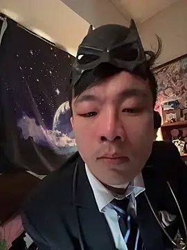 ex199212 online show from February 5, 7:04 am