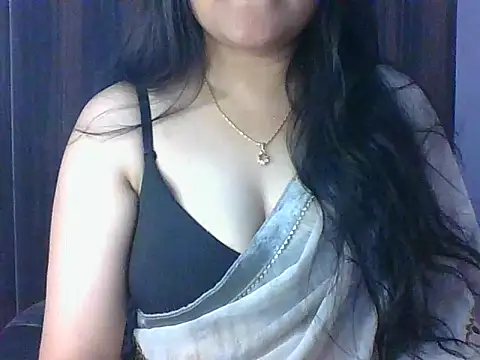 santurmom online show from May 13, 6:04 pm