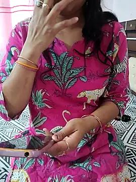 santurmom online show from April 25, 5:32 am