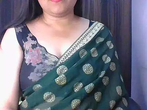 Snapshot of santurmom chatting on February 25, 5:46 pm santurmom online show from February 25, 5:46 pm