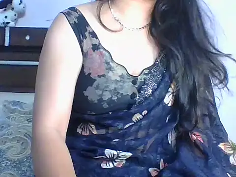 santurmom online show from March 25, 5:45 pm