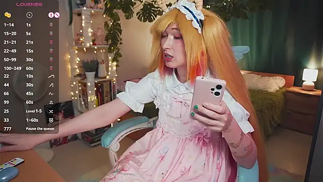 koshkasenpai online show from February 3, 3:09 am