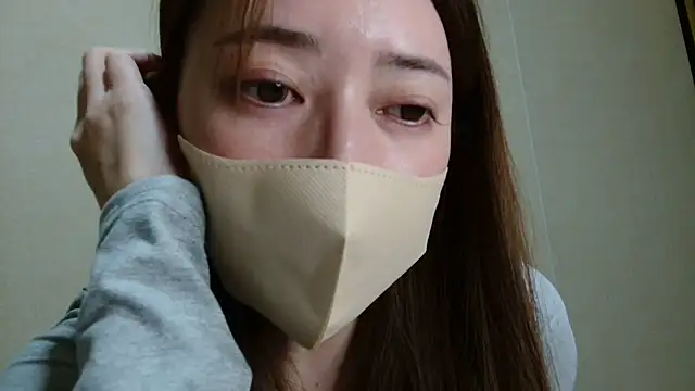 -Mami-xo online show from December 8, 2:30 pm