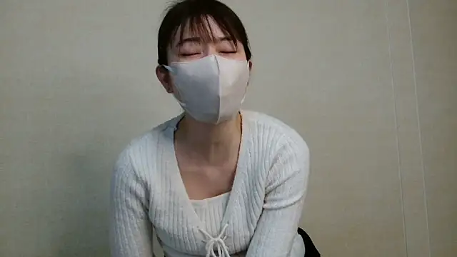 -Mami-xo online show from March 2, 1:09 pm