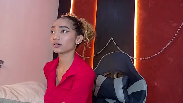 Charlotte Love10 online show from January 15, 9:07 pm