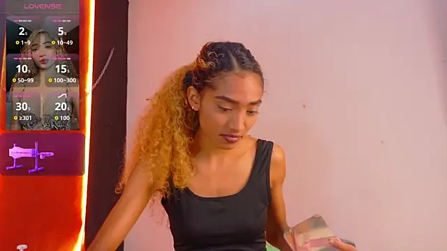 Charlotte Love10 online show from February 20, 1:35 pm