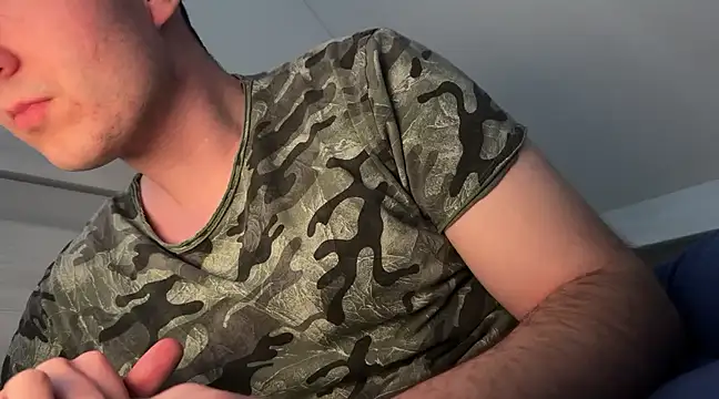 Snapshot of Peter_thesexboy chatting on February 18, 4:14 pm Peter thesexboy online show from February 18, 4:14 pm