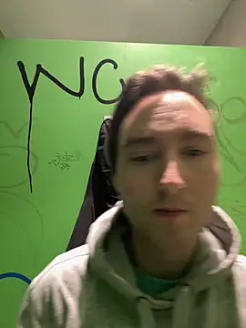 Snapshot of Peter_thesexboy chatting on February 26, 3:32 pm Peter thesexboy online show from February 26, 3:32 pm