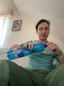 Snapshot of Peter_thesexboy chatting on February 24, 3:20 pm Peter thesexboy online show from February 24, 3:20 pm