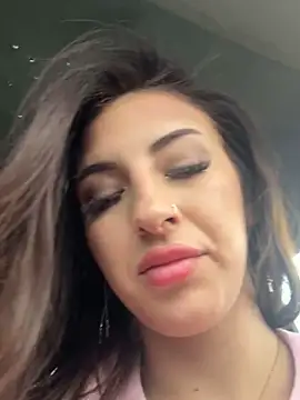 Snapshot of SashaBelle_ chatting on November 19, 7:08 am SashaBelle online show from November 19, 7:08 am