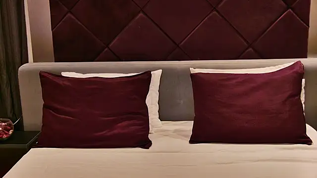 Snapshot of SashaBelle_ chatting on March 12, 4:51 am SashaBelle online show from March 12, 4:51 am