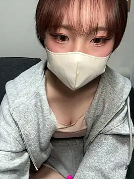 -x MIU x online show from March 22, 8:05 am